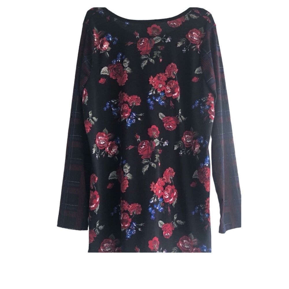 LULA ROE Black and Red Rose Plaid  Long Sleeves Stretchy Fabric Long Size: 2XL